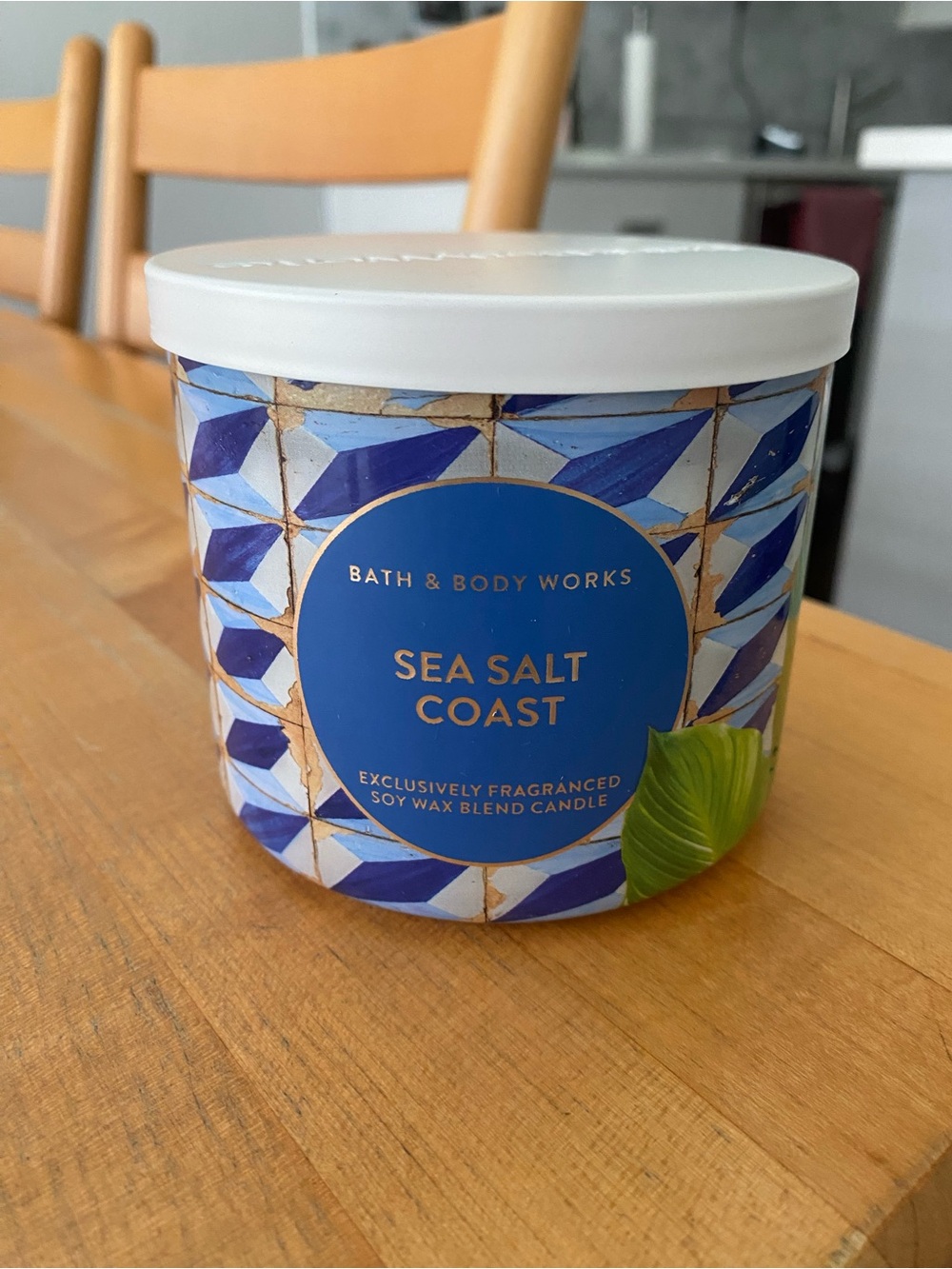 Bath and Body Works 3 Wick Candle-Sea Salt Coast
